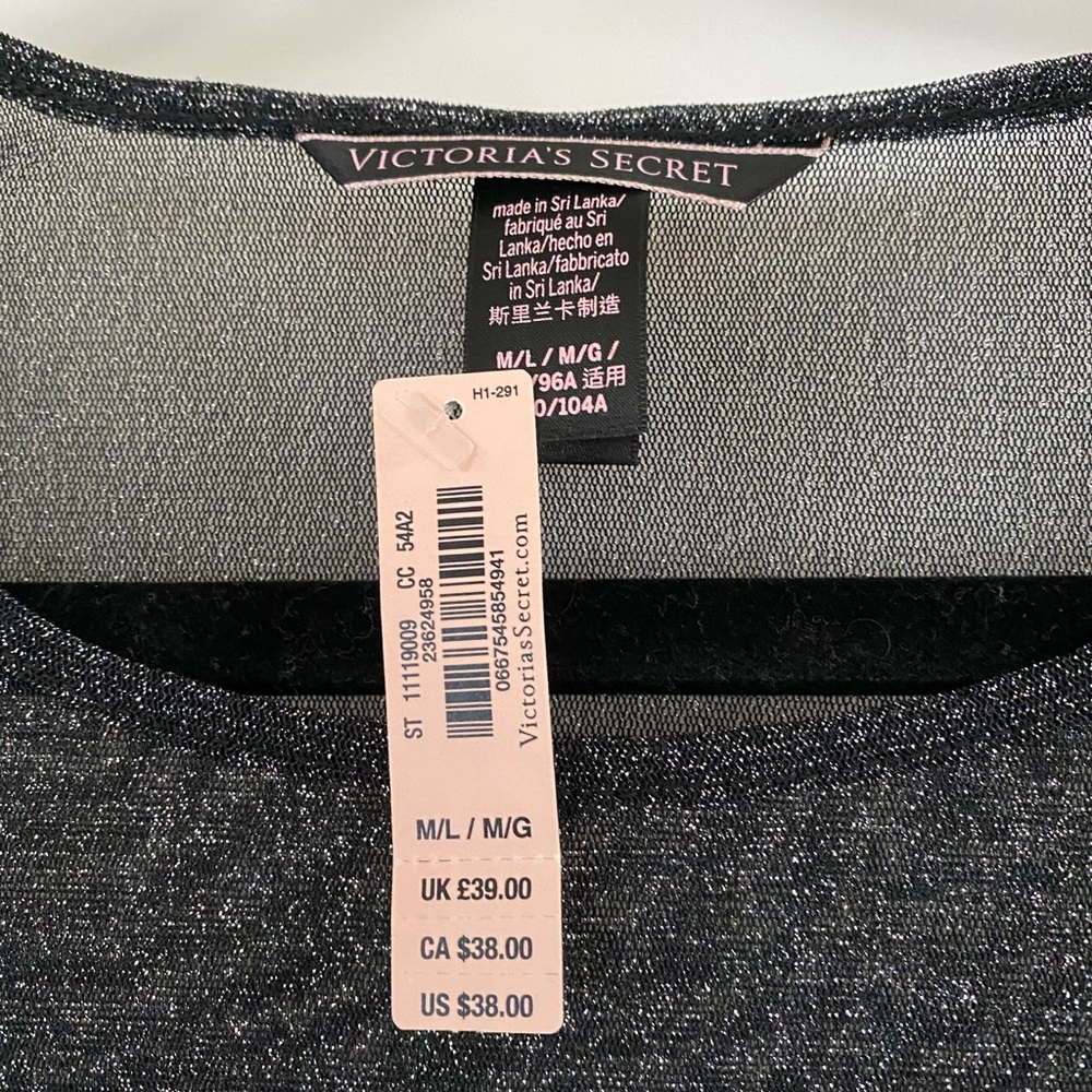 VS Sparkly Black Long Tee - Picture 2 of 3